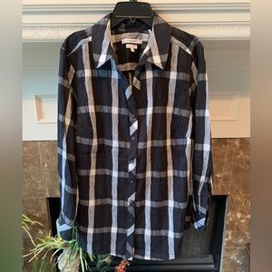 Foxcroft, Ladies B&W Crinkle fabric Plaid Blouse, size 16W
